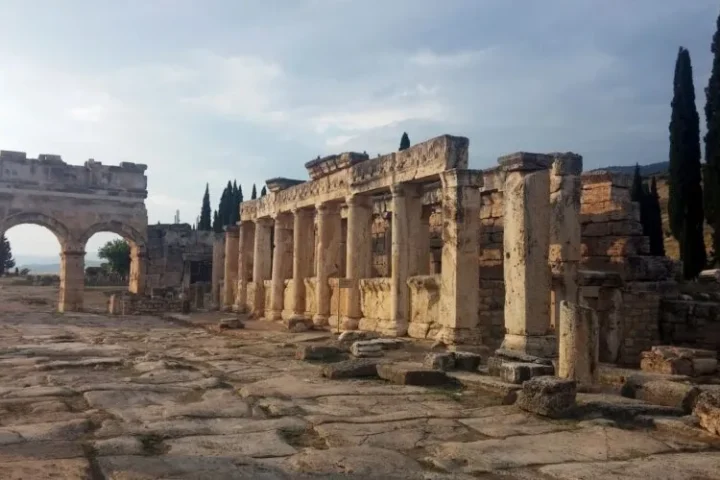 Pamukkale & Salda-See – 2-Tage-Tour ab Türkler – 5